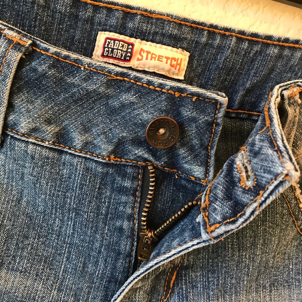 Faded Glory Denim Blue Jeans Womens Size 4 Capris Embellished Bling Painted - Picture 9 of 13